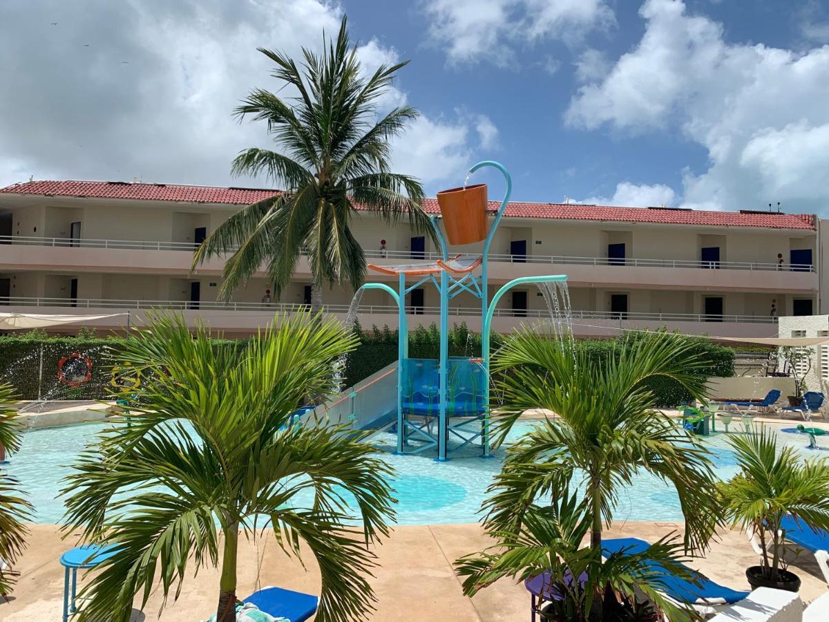 Apartamento Ocean View Aquamarina Cancún Exterior foto